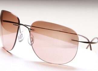 Jak powinny leżeć zauszniki w okularach?