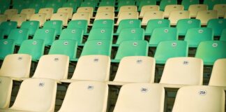 Czy plastikowe oprawki są modne? Czy plastikowe oprawki są modne?